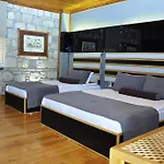 Kosa Boutique