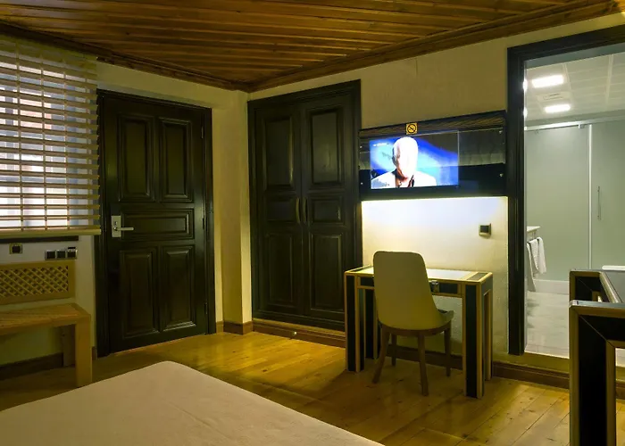 Kosa Boutique Hotel 3*