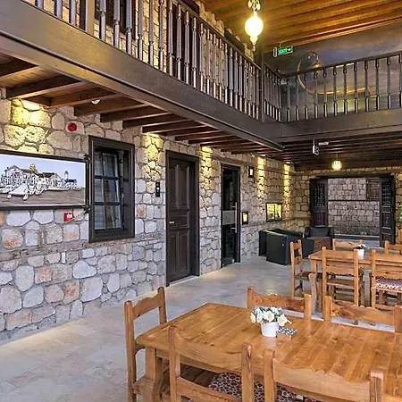 Kosa Boutique Hotel 3*