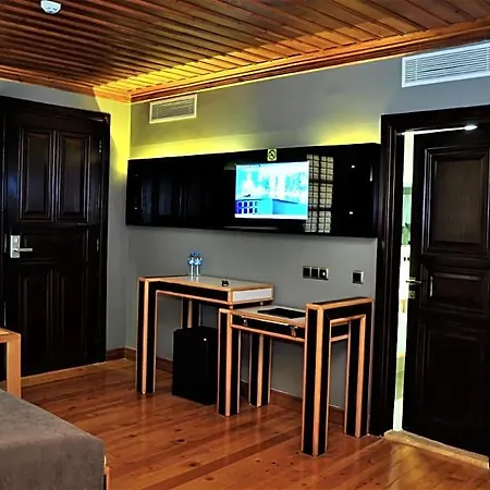 Hotel Kosa Boutique 3*