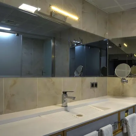 Kosa Boutique Hotel 3*